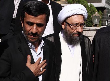 آیت الله آملی لاریجانی و احمدی نژاد آیت الله آملی لاریجانی و احمدی نژاد