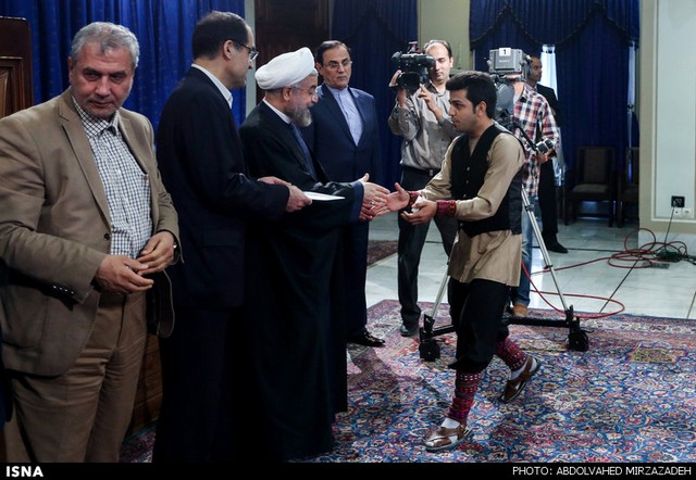 همایش بیمه سلامت همگانی با حضور روحانی (عکس)