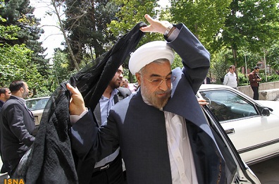 آقای روحانی! همه جا بازی نکنی، همه بازی را می بازی آقای روحانی! همه جا بازی نکنی، همه بازی را می بازی