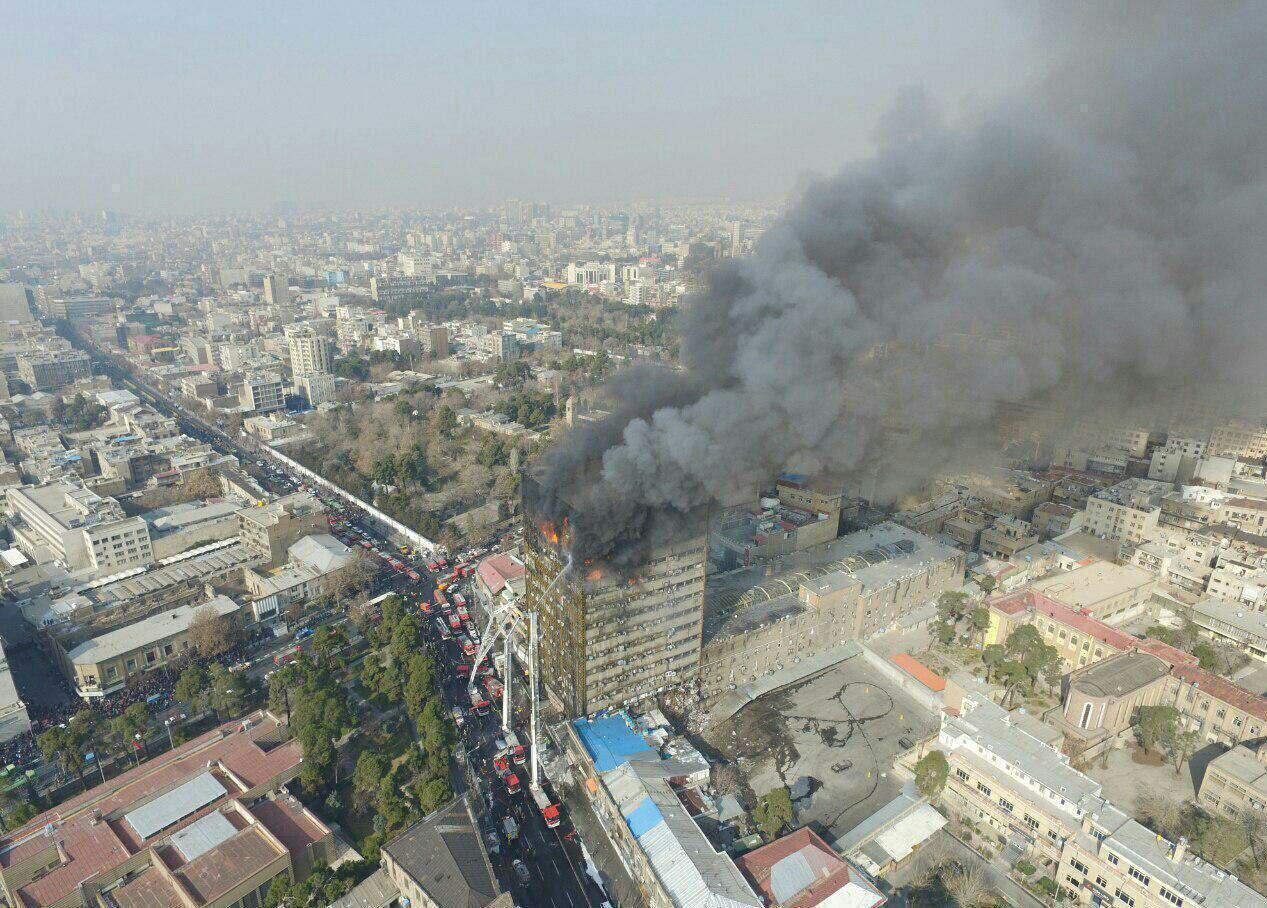«آتش پلاسکو»؛ آتش‌نشان‌های مظلوم، ساختمان‌های قدیمی و عدم قاطعیت مسئولان
