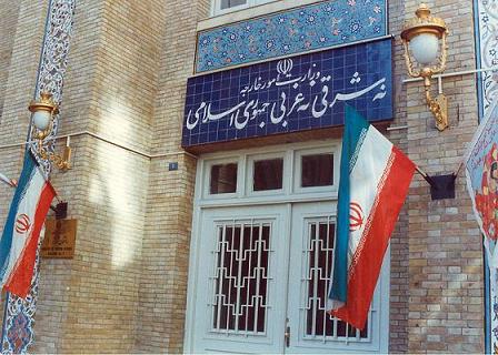 وزارت خارجه: کریمی قدوسی بداندیشی های وهم آمیز دارد و به دنبال خودنمایی است / تکذیب ادعای نامه نگاری ظریف با وزیر خارجه ترامپ