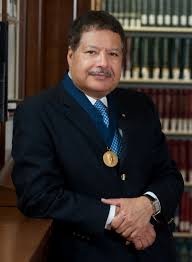 احمد زویل دانشمند مصری برنده جایزه نوبل درگذشت احمد زویل دانشمند مصری برنده جایزه نوبل درگذشت