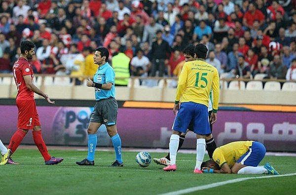 پرسپولیس 1 - 0 صنعت نفت / برانکو صدر را پس گرفت(+جدول/عکس)