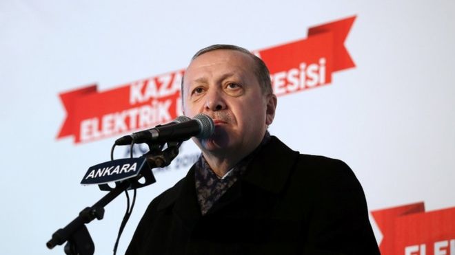 اردوغان: نیروی مرزبانی را که آمریکا می‌خواهد تشکیل دهد در نطفه خفه می‌کنیم