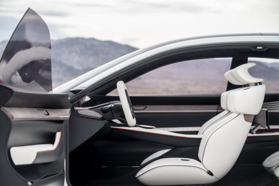 آینده سدان‌های اینفینیتی را ببینید