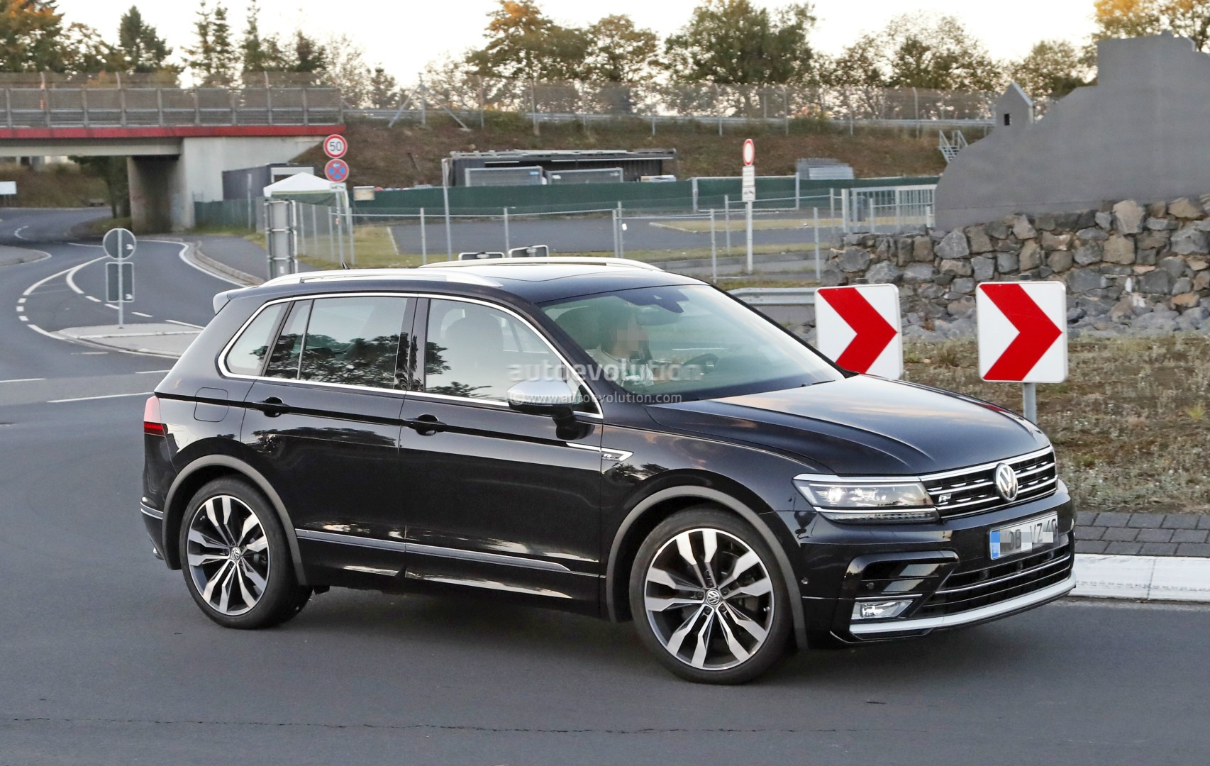 چهارشنبه/ 4 بهمن//محبوب‌ترین خودروهای جهان در سال 2017/  خودروها هنوز حکومت می‌کنند اما SUV ها در حال قدرتمند گرفتن هستند