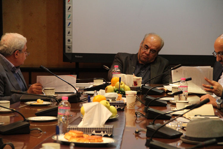 معاون مطبوعاتی وزیر ارشاد: از تشکیل یک نهاد صنفی حوزه تبلیغات حمایت می‌کنیم