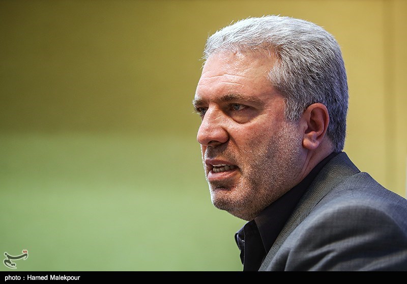 صدور نخستین کارت‌ ارزی خروج از ایران