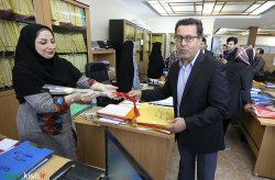 تقدیر مدیرعامل منطقه آزاد کیش از بانوان شاغل در سازمان