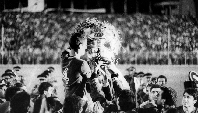 با پول نفت جام جهانی را به ایران بیاوریم با پول نفت جام جهانی را به ایران بیاوریم