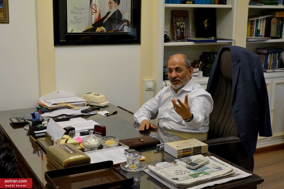 محسن رفیق دوست:احمدی نژاد و جریانش به دنبال غصب حکومت هستند/  احمدی نژاد را از ابتدا قبول نداشتم/ اگر در بنیاد مانده بودم جاده تهران شمال سال ها پیش تمام شده بود/ به خاطر جنگ و مشکلات، برخورد فرهنگی را بلد نیستیم/ حجاب حداقلی باید در جامعه رعایت شود/ شهید تهرانی مقدم من را پدر صنعت موشکی دانست