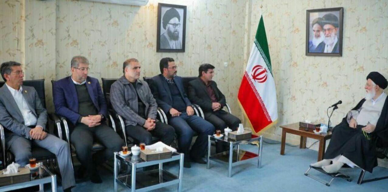 تأکید امام جمعه مشهد بر انتقال سریع باشگاه پدیده تأکید امام جمعه مشهد بر انتقال سریع باشگاه پدیده