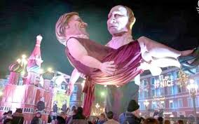 کارناوال عروسک&zwnj;های غول&zwnj;پیکر (+عکس)