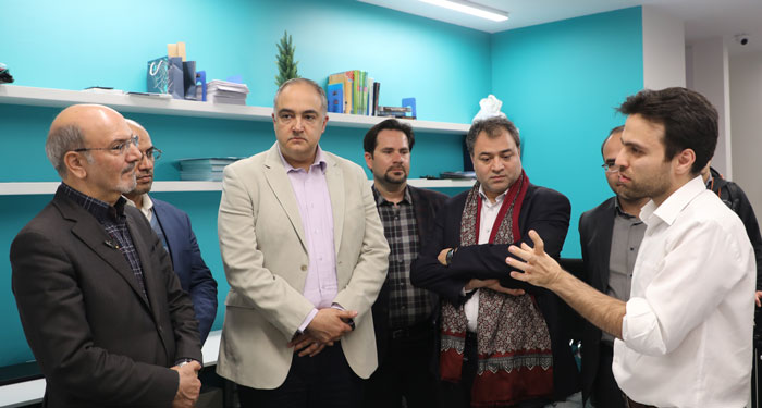 نباید بگذاریم ذهن استارتاپها درگیر حاشیه شود نباید بگذاریم ذهن استارتاپها درگیر حاشیه شود