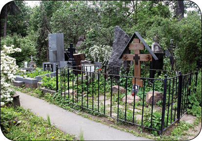 گردش در قبرستان ها گردش در قبرستان ها