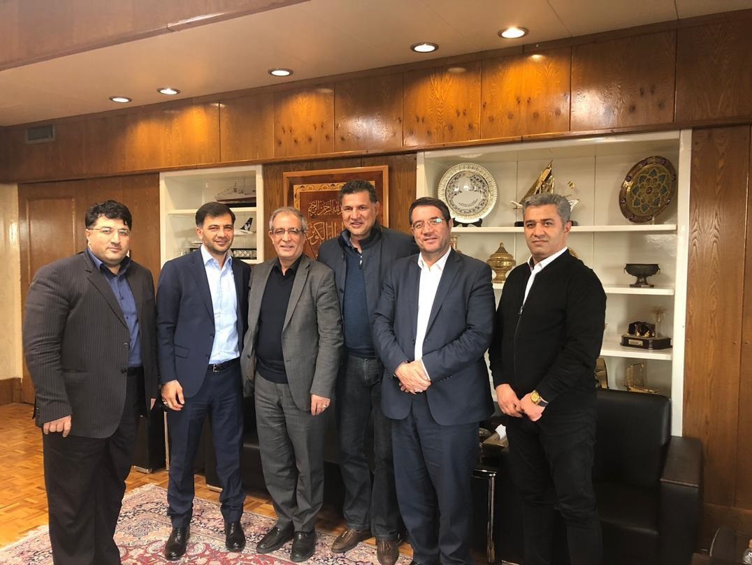 دیدار علی دایی با وزیر صنعت دیدار علی دایی با وزیر صنعت