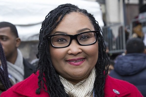 در تقابل با ترامپ هالیوود افطار داد/ سخنرانی دختر محمد علی کلی در تقابل با ترامپ هالیوود افطار داد/ سخنرانی دختر محمد علی کلی