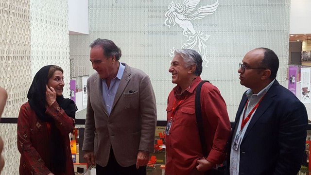 الیور استون  الیور استون