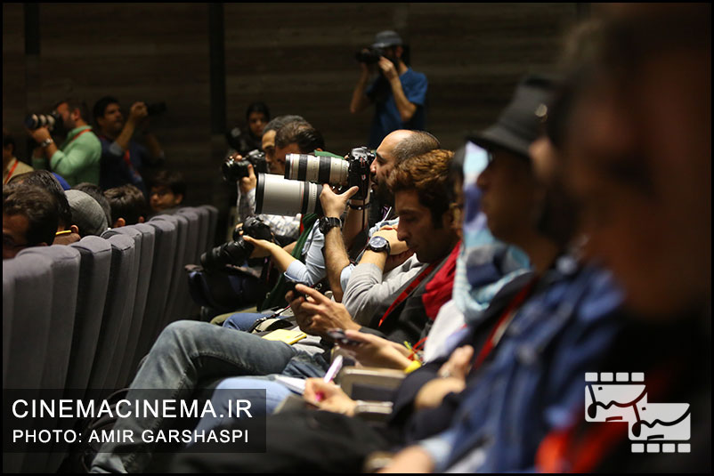 نشست خبری  نشست خبری