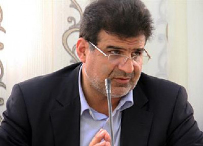 نمایشگاه قرآن بستر آشنایی نسل جوان با تازه های قرآنی را فراهم می کند نمایشگاه قرآن بستر آشنایی نسل جوان با تازه های قرآنی را فراهم می کند