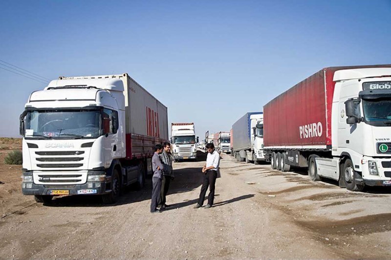 برای کامیون داران لاستیک به قیمت مصوب عرضه خواهد شد برای کامیون داران لاستیک به قیمت مصوب عرضه خواهد شد