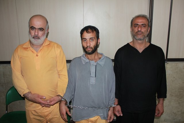 اخاذی با جعل عنوان  اخاذی با جعل عنوان