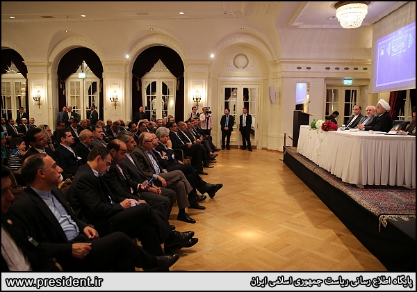 روحانی در سوییس: امکان ندارد نفت منطقه صادر شود و نفت ایران صادر نشود/ اگر میتوانید امتحان کنید تا نتیجهاش را ببینید روحانی در سوییس: امکان ندارد نفت منطقه صادر شود و نفت ایران صادر نشود/ اگر میتوانید امتحان کنید تا نتیجهاش را ببینید