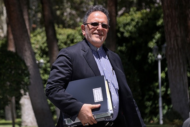 سیف: برنامه‌ای برای حذف ارز مسافرتی نداریم/ بازار ثانویه آغاز به کارکرد