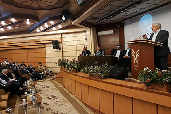 سه جانبه گرایی اصل اساسی اداره تمامی صندوق های بیمه ای است