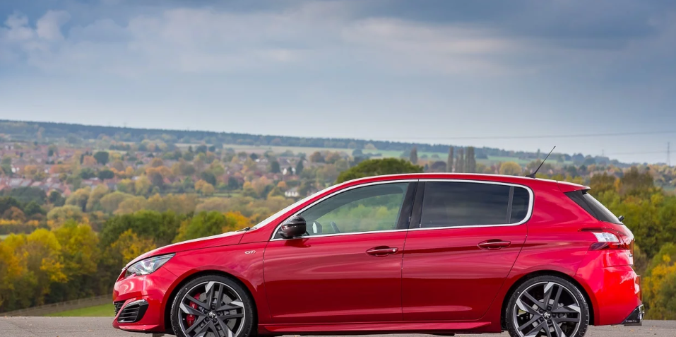 نسل جدید پژو 308 دو سال آینده وارد بازار میشوند نسل جدید پژو 308 دو سال آینده وارد بازار میشوند