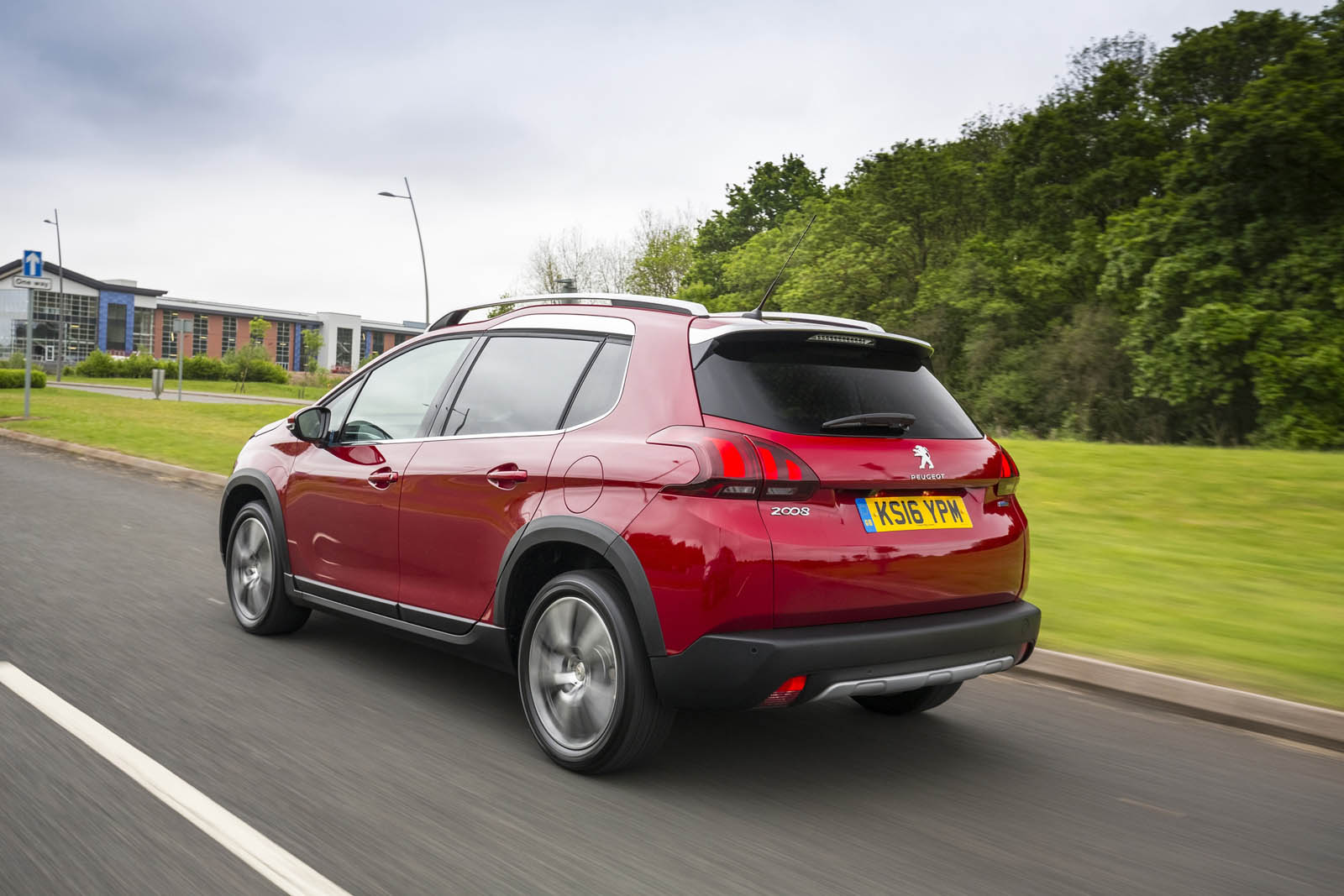 2008 های آینده، بزرگتر و سبکتر از همیشه