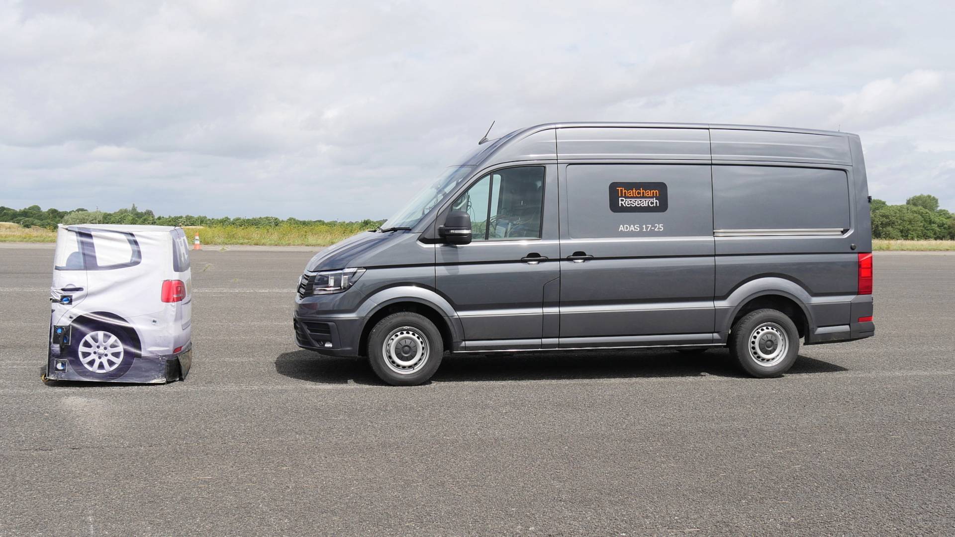 فولکسواگن: ونها را به ترمز اضطراری هوشمند مجهز کنید فولکسواگن: ونها را به ترمز اضطراری هوشمند مجهز کنید