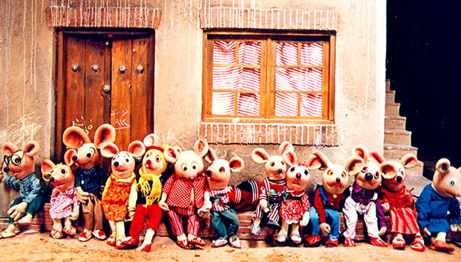 بررسی آماری و علل فروش در سینمای ایران