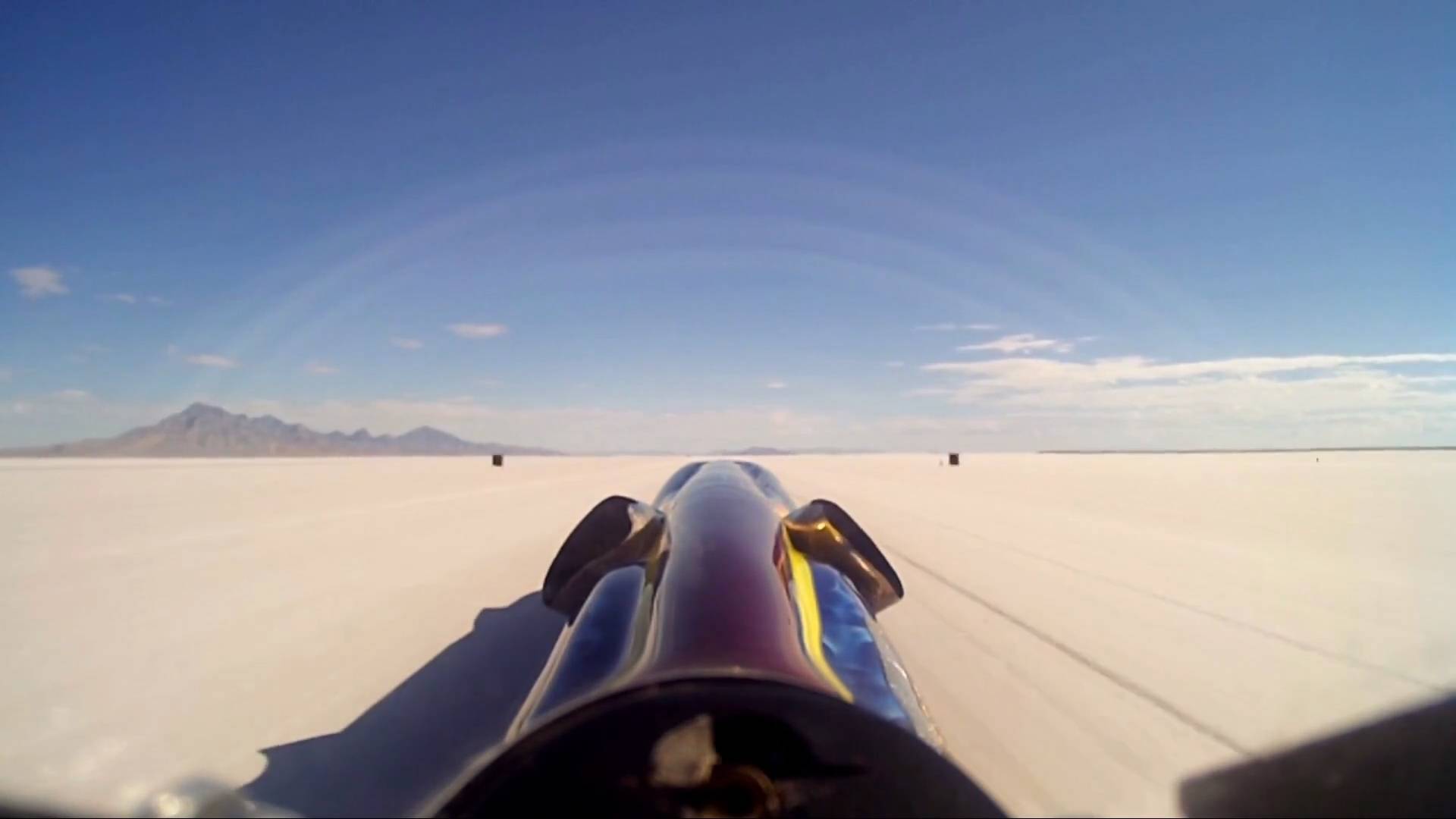 سریعترین خودروی چرخدار زمین/  سرعت 804 کیلومتر بر ساعت سریعترین خودروی چرخدار زمین/  سرعت 804 کیلومتر بر ساعت