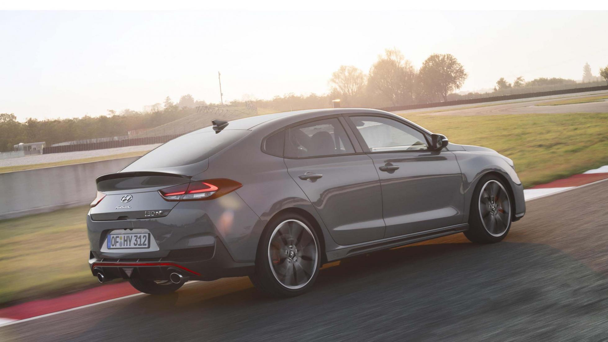 رونمایی از هیوندای فست‌بک i30 از سری N