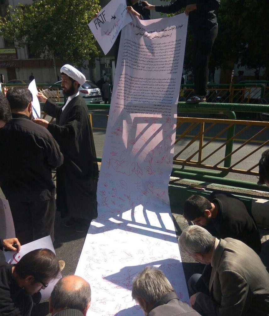 نمازجمعه تهران؛ مردم مظلوم من و بازار داغ منافع سیاسی نمازجمعه تهران؛ مردم مظلوم من و بازار داغ منافع سیاسی