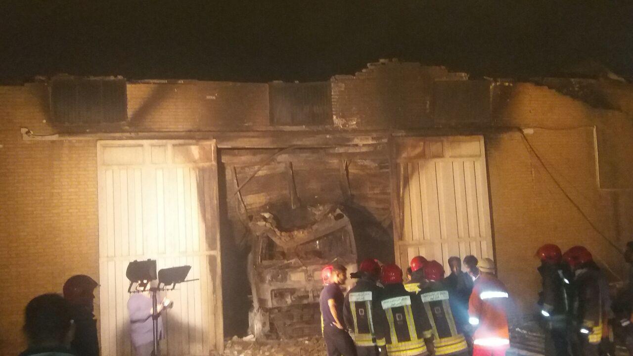 انفجار انبار روغن و گازوئیل در اهواز (+عکس و فیلم)