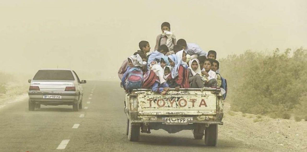 سرویس مدرسه خطرناک دانش‌آموزان در سیستان و بلوچستان (عکس)