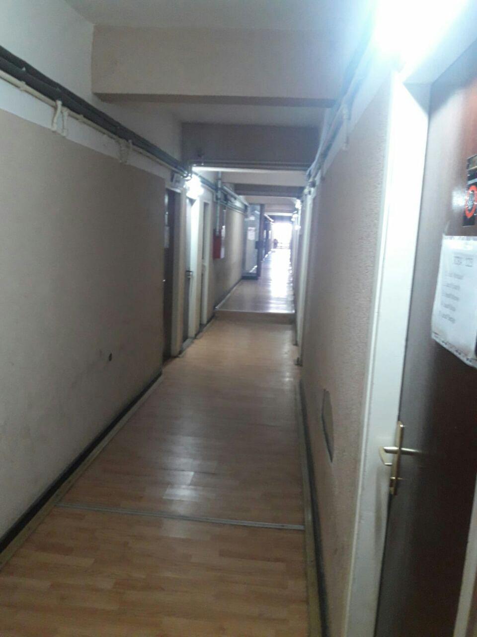 کمپ هایی که استاندارد زندگی انسان را ندارند کمپ هایی که استاندارد زندگی انسان را ندارند