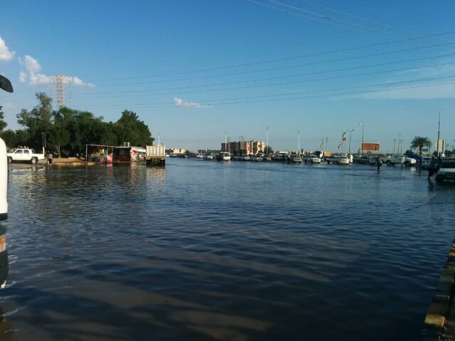 ورودی اهواز زیر آب رفت (+عکس) ورودی اهواز زیر آب رفت (+عکس)