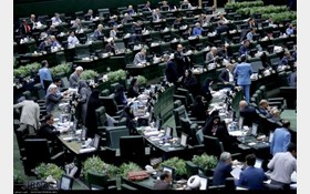 درگیری لفظی دو نماینده اصولگرا و اصلاح طلب مجلس درگیری لفظی دو نماینده اصولگرا و اصلاح طلب مجلس