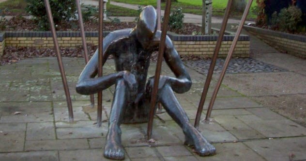 10 اثر هنری برتر جهان که به دست جنایتکاران و خلافکاران خلق شده است 10 اثر هنری برتر جهان که به دست جنایتکاران و خلافکاران خلق شده است