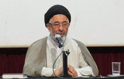 رئیس ستاد اقامه نماز قزوین: کاهش ذکر خدا باعث افسردگی می‌شود