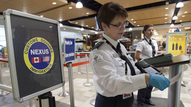 مزاحمت گارد مرزی آمریکا برای ورود ایرانیها به خاک آمریکا مزاحمت گارد مرزی آمریکا برای ورود ایرانیها به خاک آمریکا