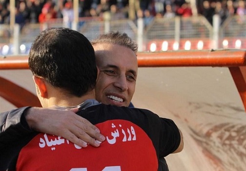 انتقال مربی در نیم فصل؛ احساسات هواداران «شهر خودرو» چه میشود؟! انتقال مربی در نیم فصل؛ احساسات هواداران «شهر خودرو» چه میشود؟!