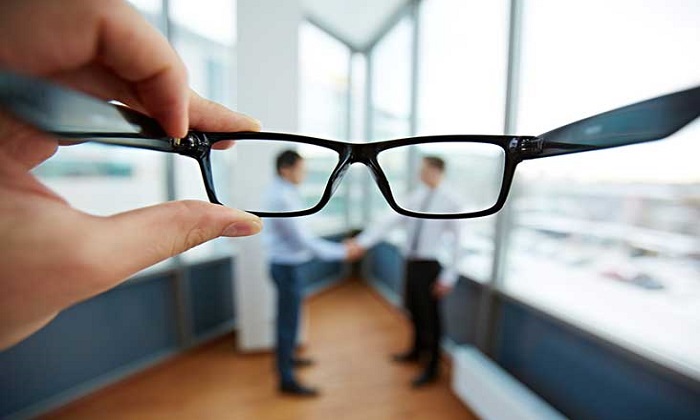 14 دلیل احتمالی تاری دید 14 دلیل احتمالی تاری دید