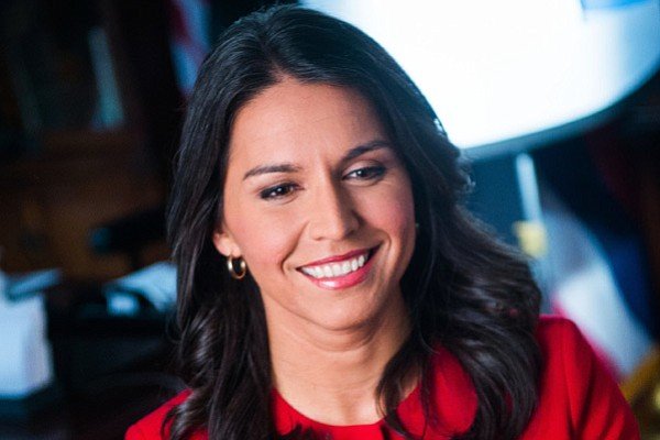 آشوب در اردوگاه دموکراتهای آمریکا/ شکایت گابارد از کلینتون آشوب در اردوگاه دموکراتهای آمریکا/ شکایت گابارد از کلینتون