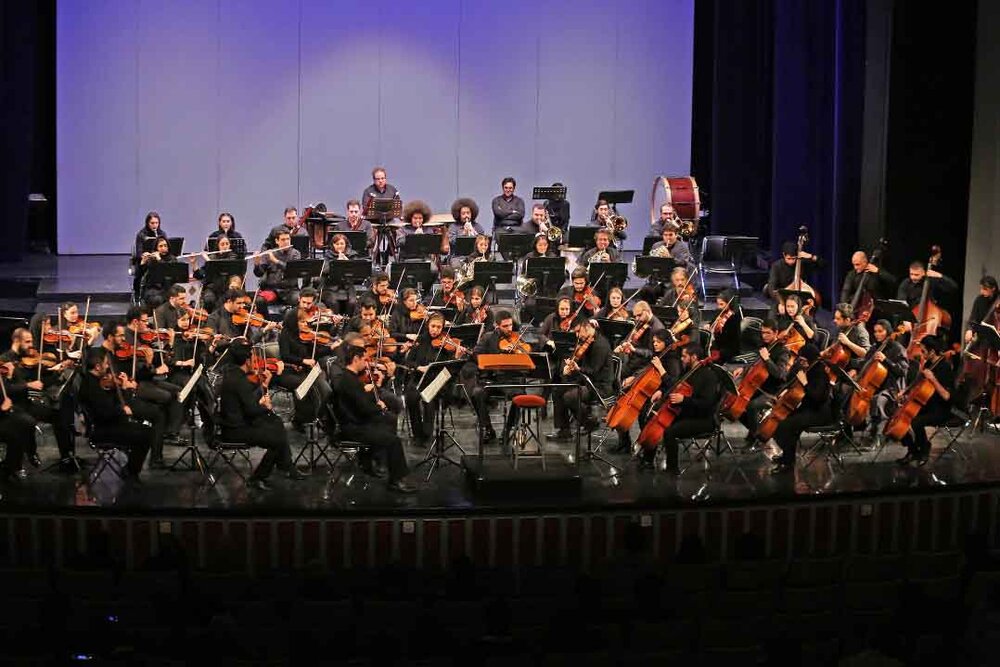 کنسرت «حاشیهها» ارکستر سمفونیک تهران/ صهبایی: شهرداد روحانی فرار کرد! اجرای بدون رهبر