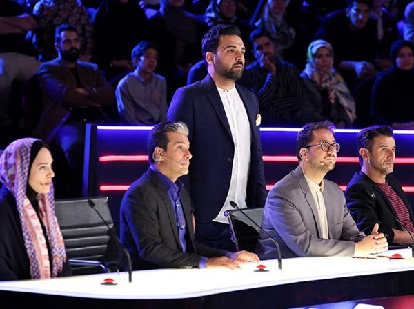 کرونا «عصر جدید» را متوقف کرد/ توضیح احسان علیخانی عصر جدید