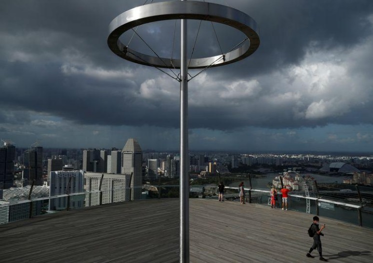 تجمع ممنوع، سفرها محدود و مدارس تعطیل (+عکس)/با وجود تلاش مقامات جهان: کرونا همچنان شیوع مییابد کرونا سنگاپور